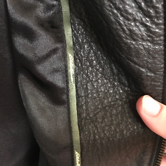 Eddie Bauer leather jacket - Picture 4 of 8